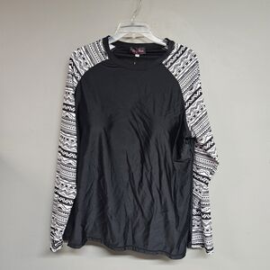 Black White Patterned Long Sleeve Swim Top Hanna Nikole 26 Women's Swim Suit